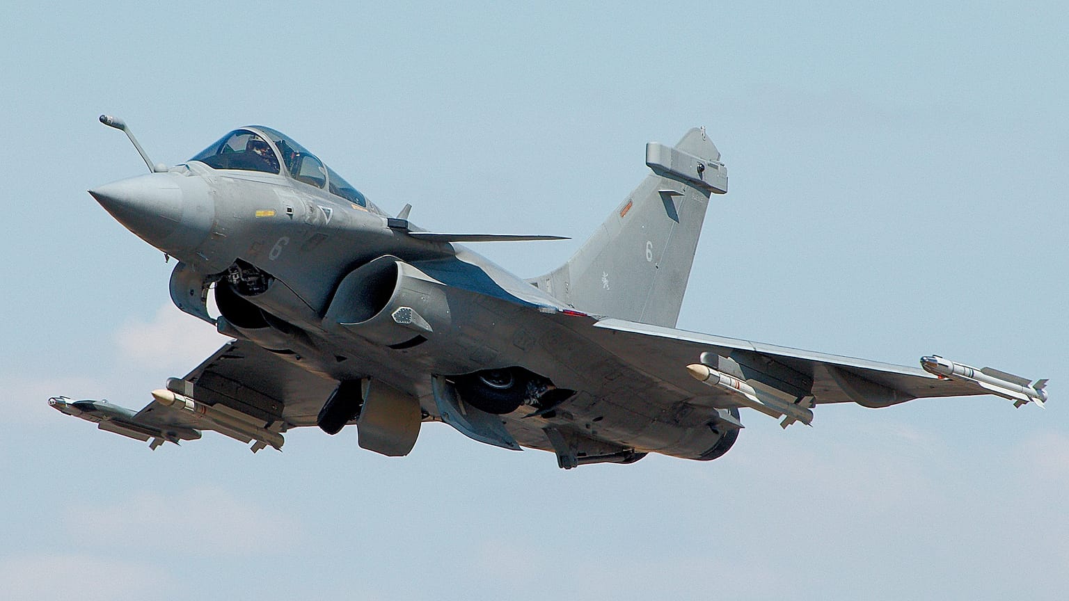 Fransa yapımı Rafale jetlerinin 2018'de çekilmiş bir fotoğrafı.
