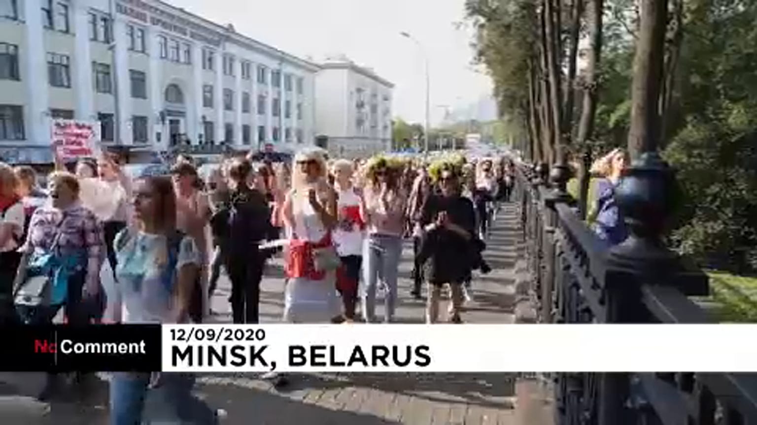 Trotz Gewalt und vor Besuch bei Putin: Frauen gegen Lukaschenko