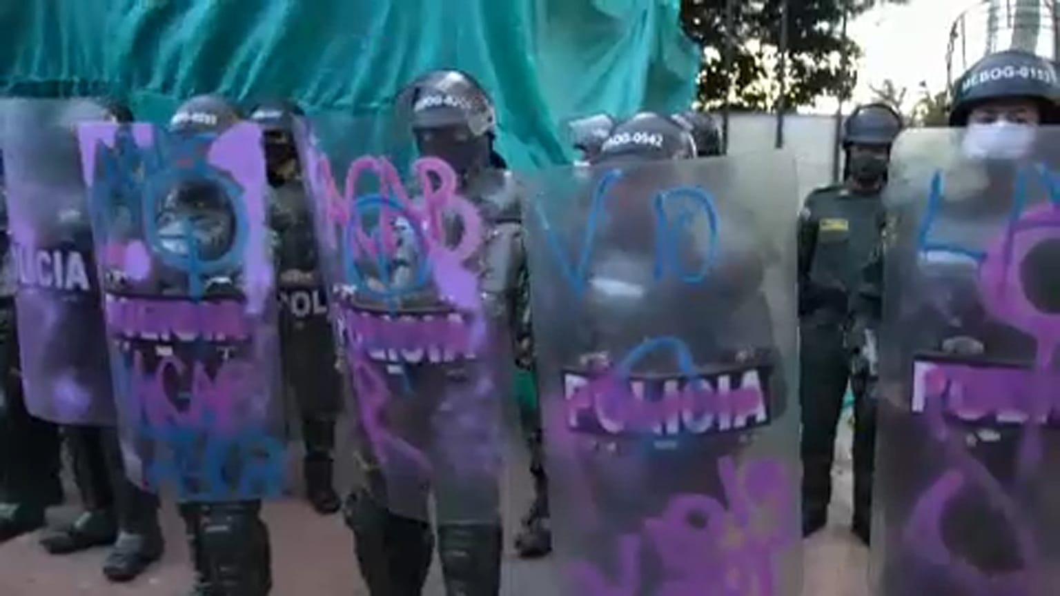 Protestos dão lugar a manifestações culturais na Colômbia