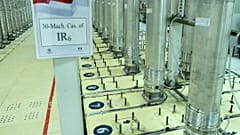 Natanz es una instalación de unos 100.000 metros cuadrados construida ocho metros bajo tierra.