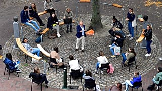 A lezione dal prof. Edward Nieuwenhuis della Roosevelt College University nel centro di Middelburg