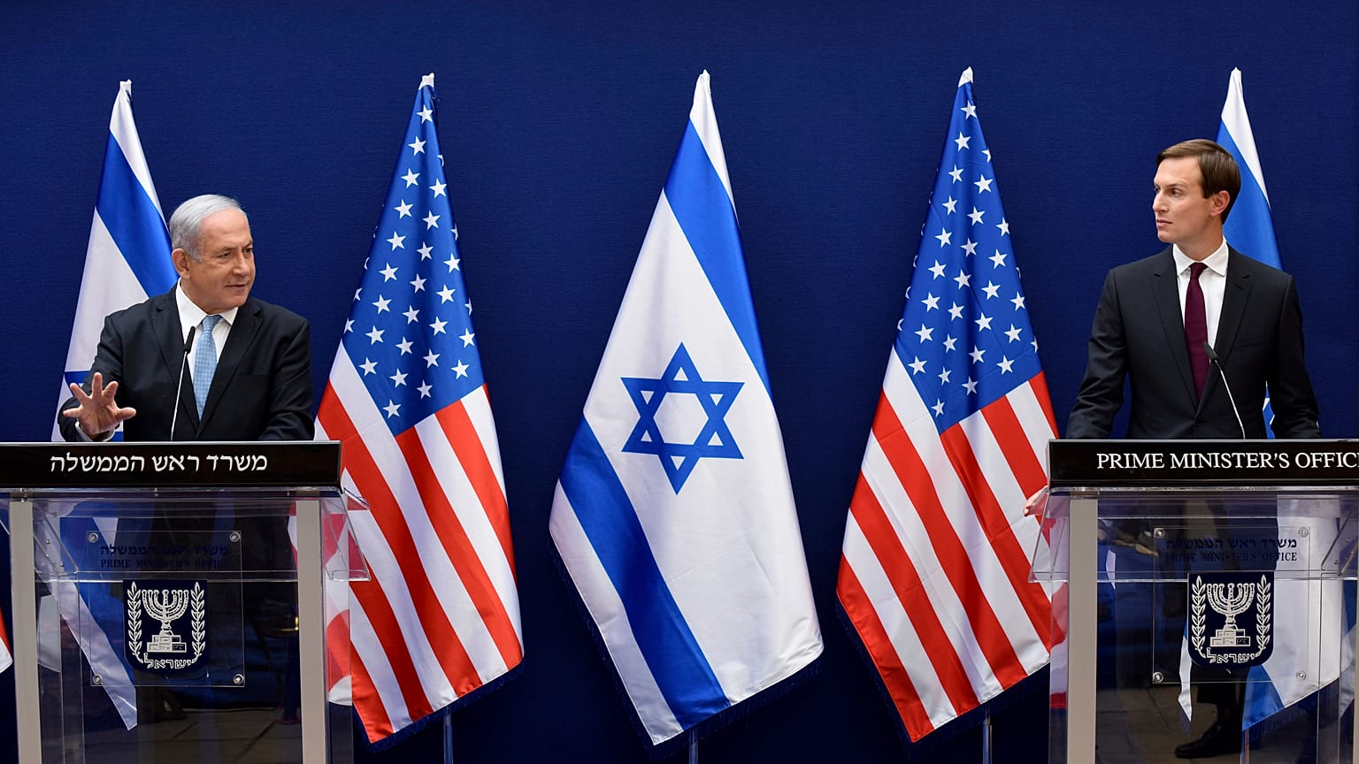 Il premier Benjamin Netanyahu e il consigliere amministrazione USA Jared Kushner  