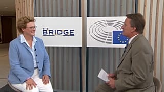 Monika Hohlmeier im Gespräch mit Stefan Grobe im Europäischen Parlament in Brüssel