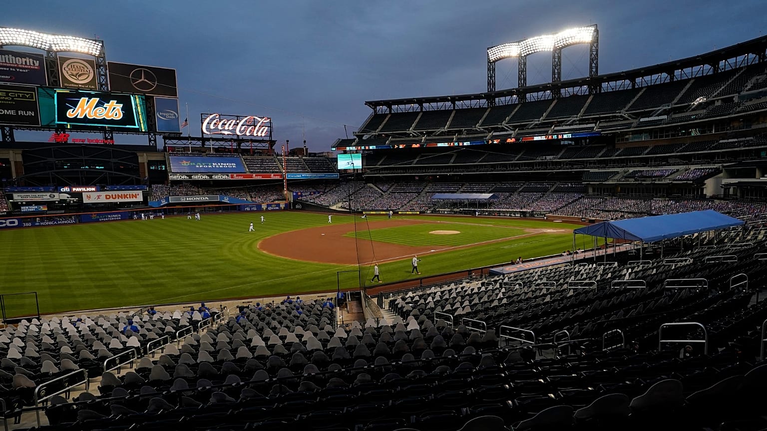 Miyarder Steve Cohen, New York Mets beyzbol takımını satın alıyor