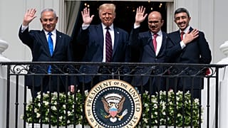 (L-R) Israeli PM Benjamin Netanyahu, Donald Trump, Bahrain Foreign Minister Khalid bin Ahmed Al Khalifa and UAE Foreign Minister Abdullah bin Zayed al-Nahyan, Sept. 15, 2020.