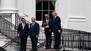 İran'dan İsrail'le normalleşme anlaşması yorumu: "Trump'ın sirkinde oynadılar"