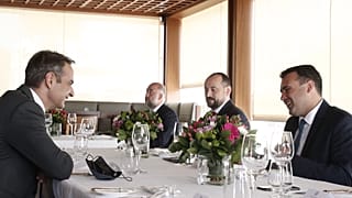 Ο Κυριάκος Μητσοτάκης με τον Ζόραν Ζάεφ