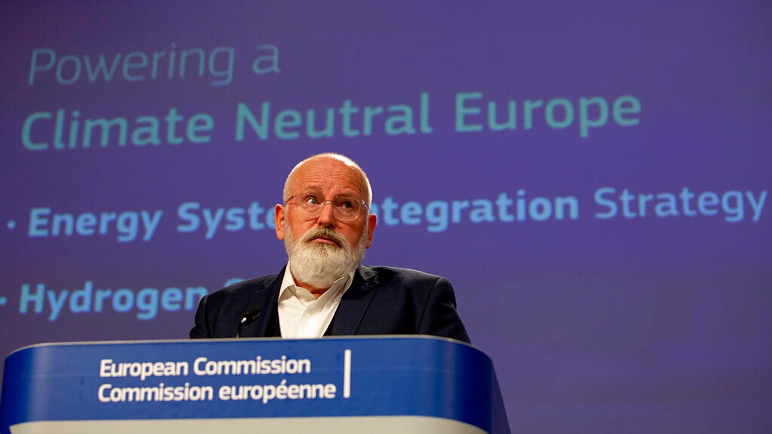 El vicepresidente Frans Timmermans durante la presentación del poyecto.
