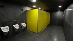Airpnp : des militants polonais provoquent un scandale avec une application de partage de toilettes