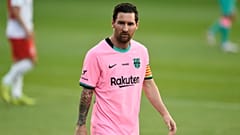 Lionel Messi birçok otorite tarafından dünyanın en iyi futbolcusu olarak gösteriliyor.