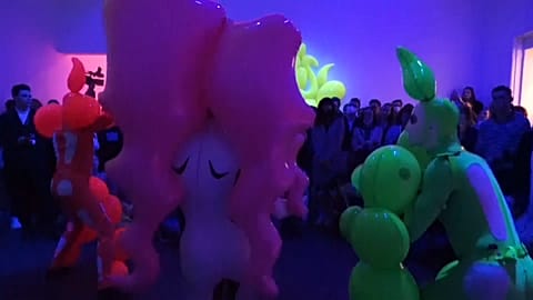Latex-Ausstellung im Museum of Modern Art in Moskau