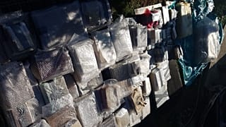 Több mint 2,5 millió fontot érnek az alkotások