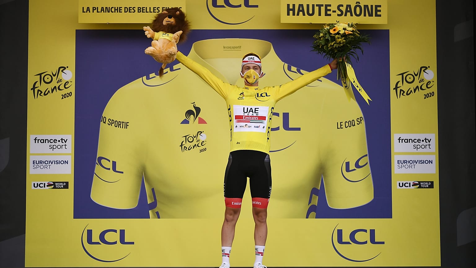 Tadej Pogacar s'empare du maillot jaune à la veille de l'arrivée du Tour de France