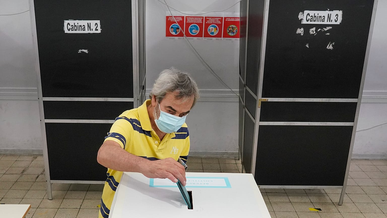 El Gobierno italiano implementó fuertes medidas sanitarias para evitar masivos contagios por coronavirus. 