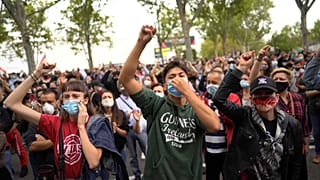 Proteste gegen 2. Lockdown in den Vorstädten von Madrid