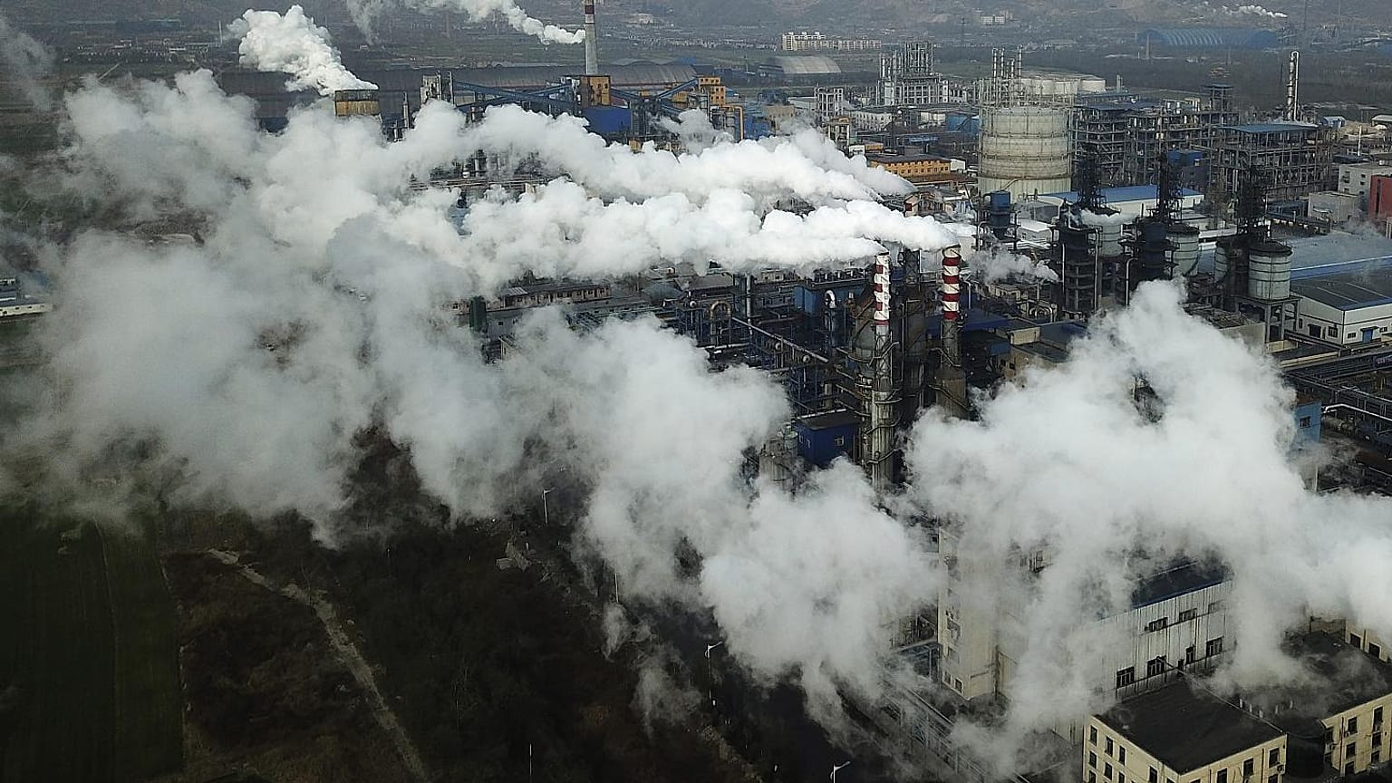 Karbon emisyonundan dünya nüfusunun en zengin yüzde 1'lik kısmı daha fazla sorumlu 