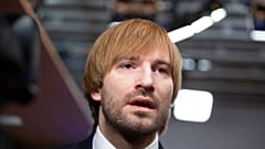 A cseh egészségügyi miniszter, Adam Vojtěch az EU-s szakminiszterek brüsszeli találkozóján 2020. március 6-án