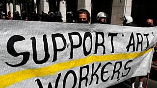 Ελλάδα: Εργαζόμενοι στις τέχνες και τον πολιτισμό