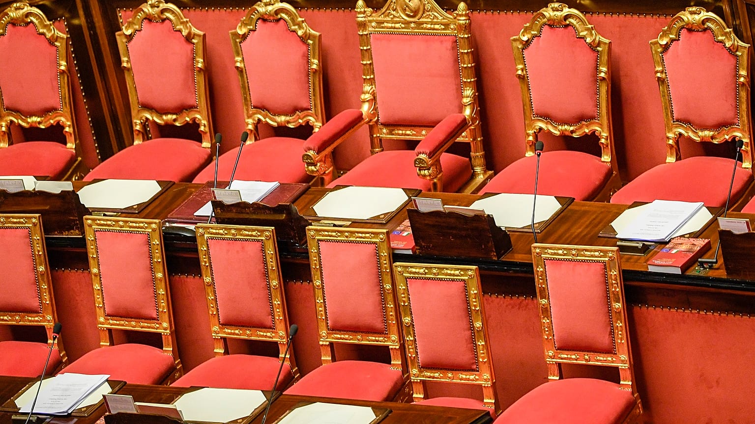 I banchi del governo al Senato