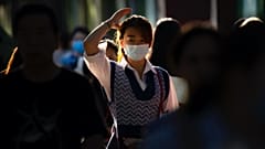 Fegyelem: Pekingben mindenki arcmaszkot visel