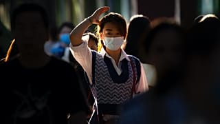 Fegyelem: Pekingben mindenki arcmaszkot visel