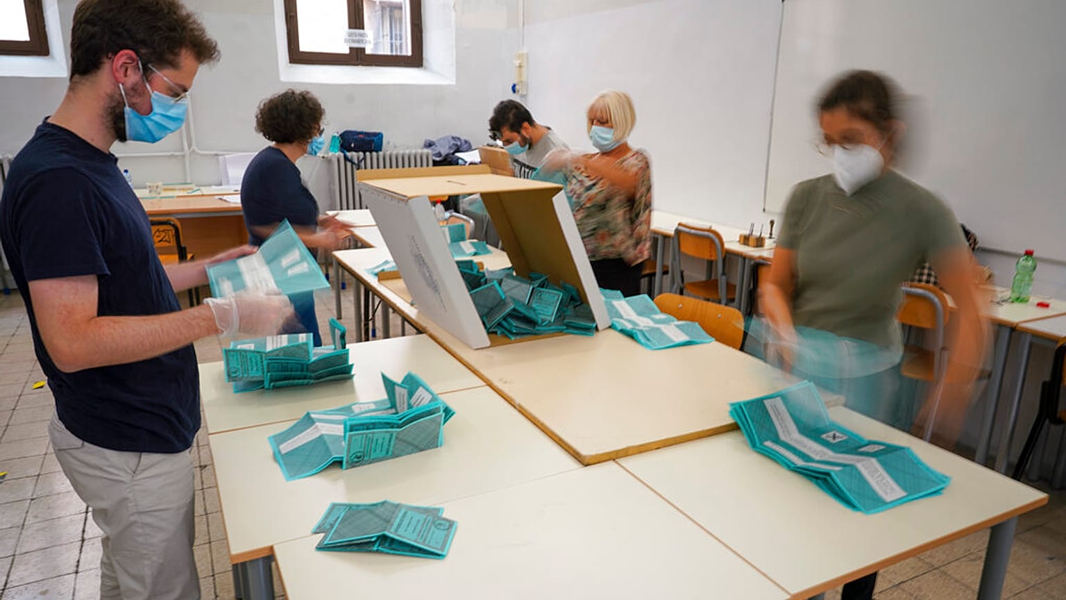 Wahlbüro in Italien