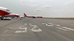 Avião fa TAAG prepara-se para descolar rumo a Lisboa