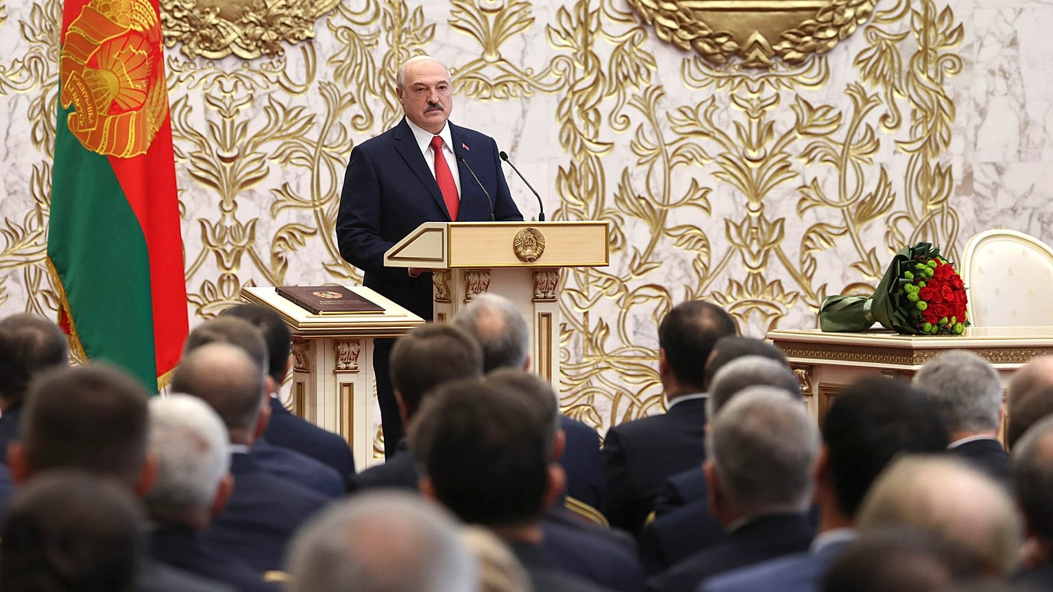 Lukaschenko bei der Amtseinführung in Minsk