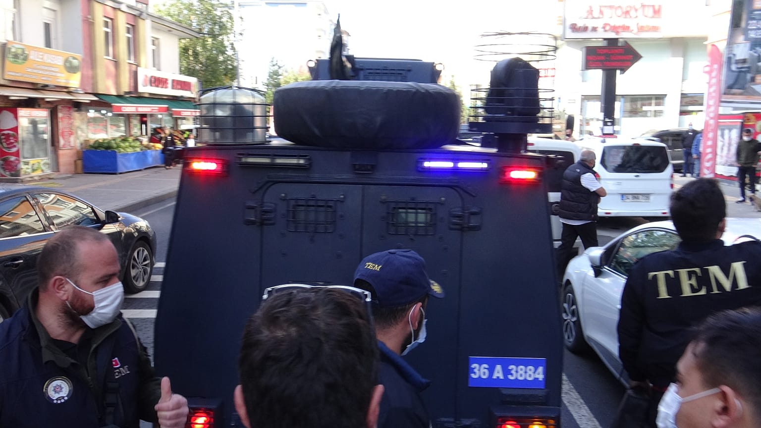 Kars Belediye Başkanı Ayhan Bilgen gözaltına alındı