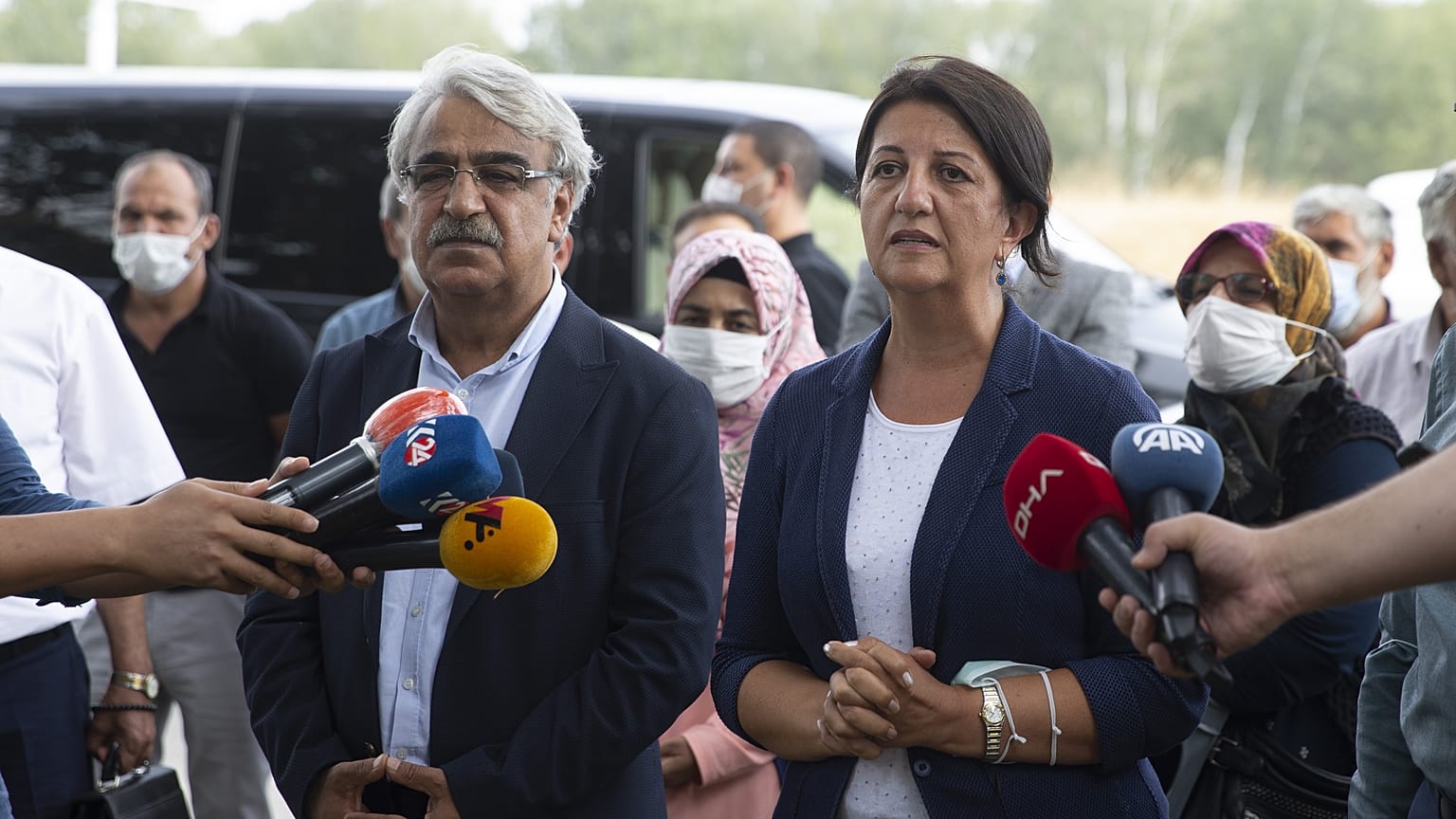 Mithat Sancar ve Pervin Buldan