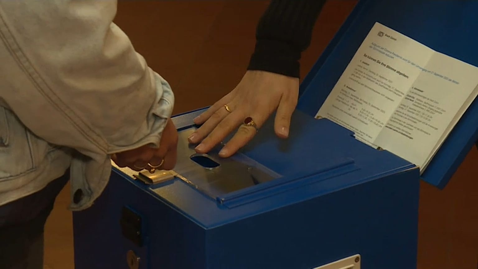 Svizzera non passa il referendum anti-immigrati