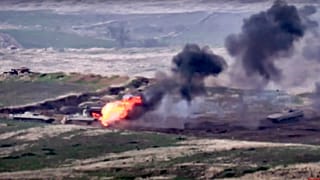 Arménia e Azerbaijão medem forças