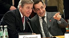 Wolfgang Clement (links) mit Nicolas Sarkozy im Jahr 2004