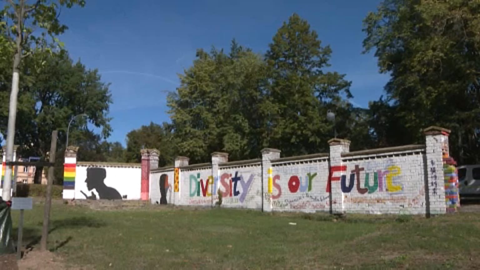 Town in former East Germany offers to take in migrants despite AFD popularity in region 