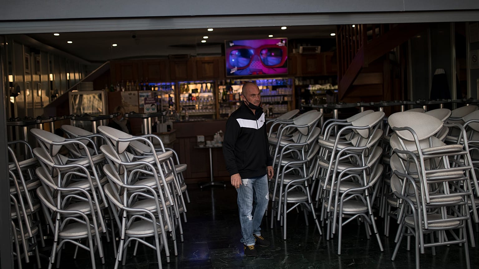 Los bares y restaurantes han cerrado en Marsella (Francia)