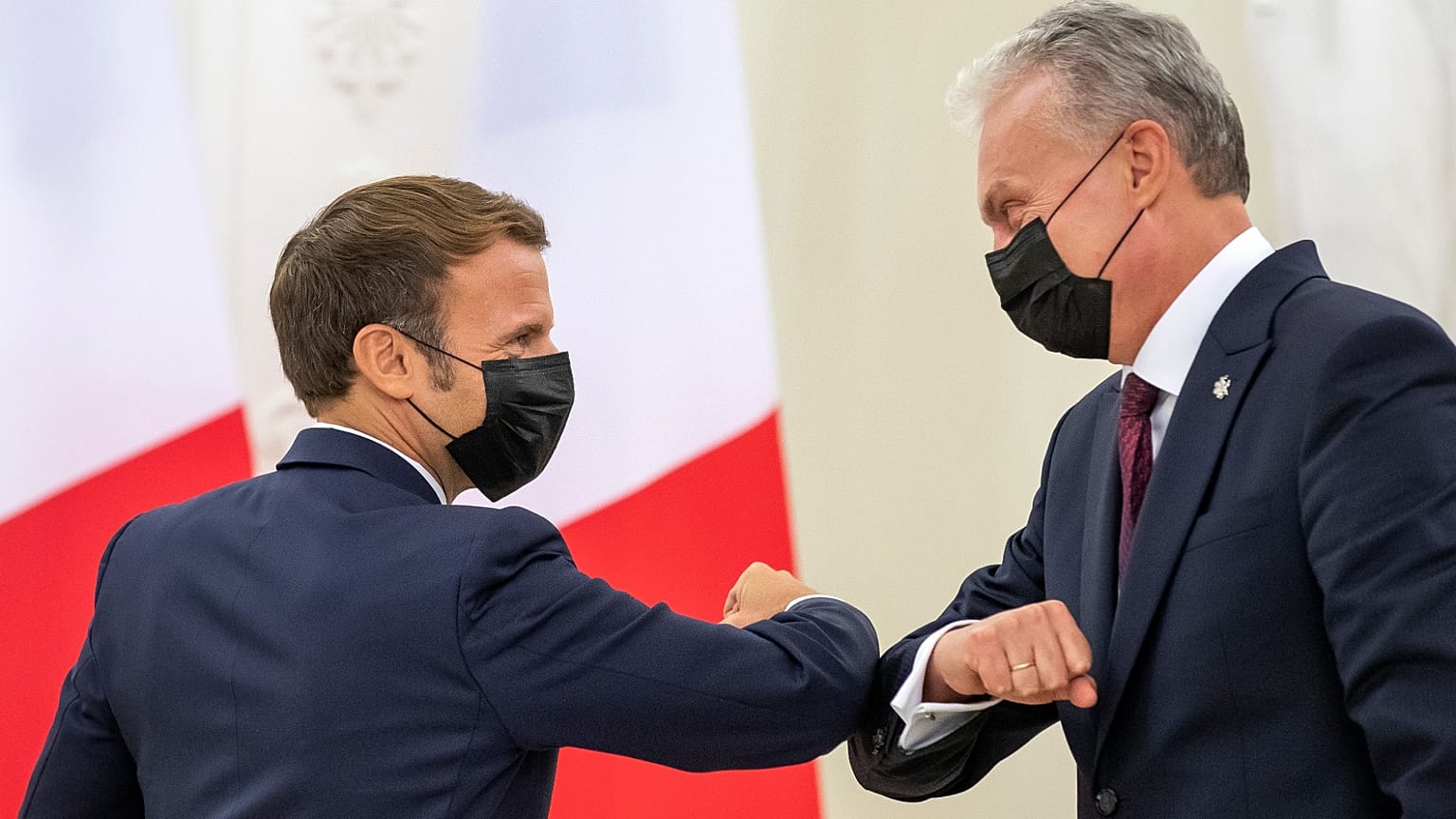 Le président français Emmanuel Macron et son homologue lituanien, Gitanas Nauseda, le 28/09/20 à Vilnius.