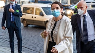 Emmanuel Macron se reúne con la líder de la oposición bielorrusa Svetlana Tijanóvskaya en Lituania