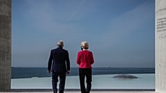 A helyreállítási tervről tárgyalt Lisszabonban Ursula von der Leyen