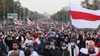 Una manifestación de la oposición para protestar por los resultados oficiales de las elecciones presidenciales