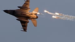  هواپیمای جنگنده F-16
