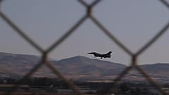 F-16 uçağı, arşiv