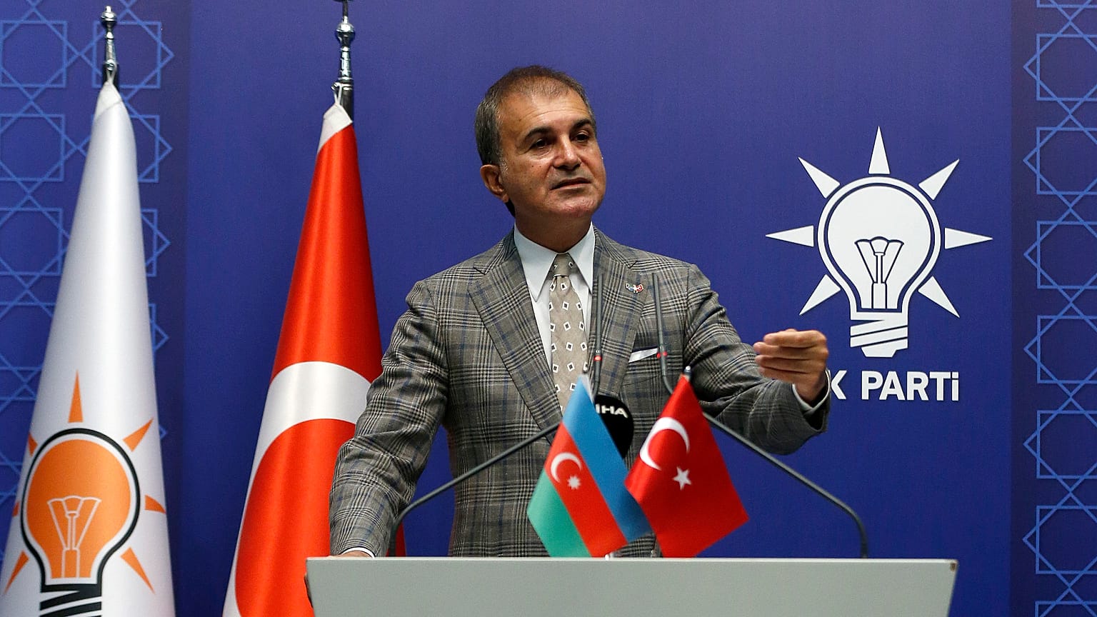 AK Parti Sözcüsü Ömer Çelik