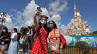 Hong Kong'daki Disneyland parkı