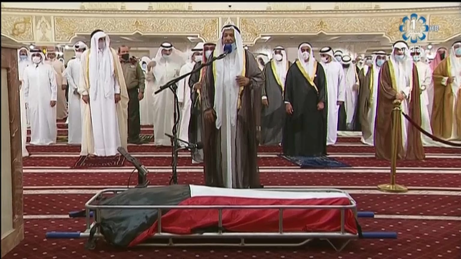  صلاة الجنازة على روح أمير الكويت الراحل الشيخ صباح الأحمد الصباح - الكويت -  2020/09/30 