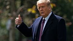 Donald Trump llega a la Casa Blanca después de un desplazamiento (01/10/2020)