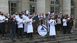Michelin-csillagos francia séfek tiltakoztak a koronavírus-járvány miatti korlátozások ellen