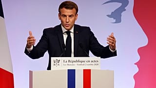 Макрон представил программу мер по борьбе с исламистским сепаратизмом