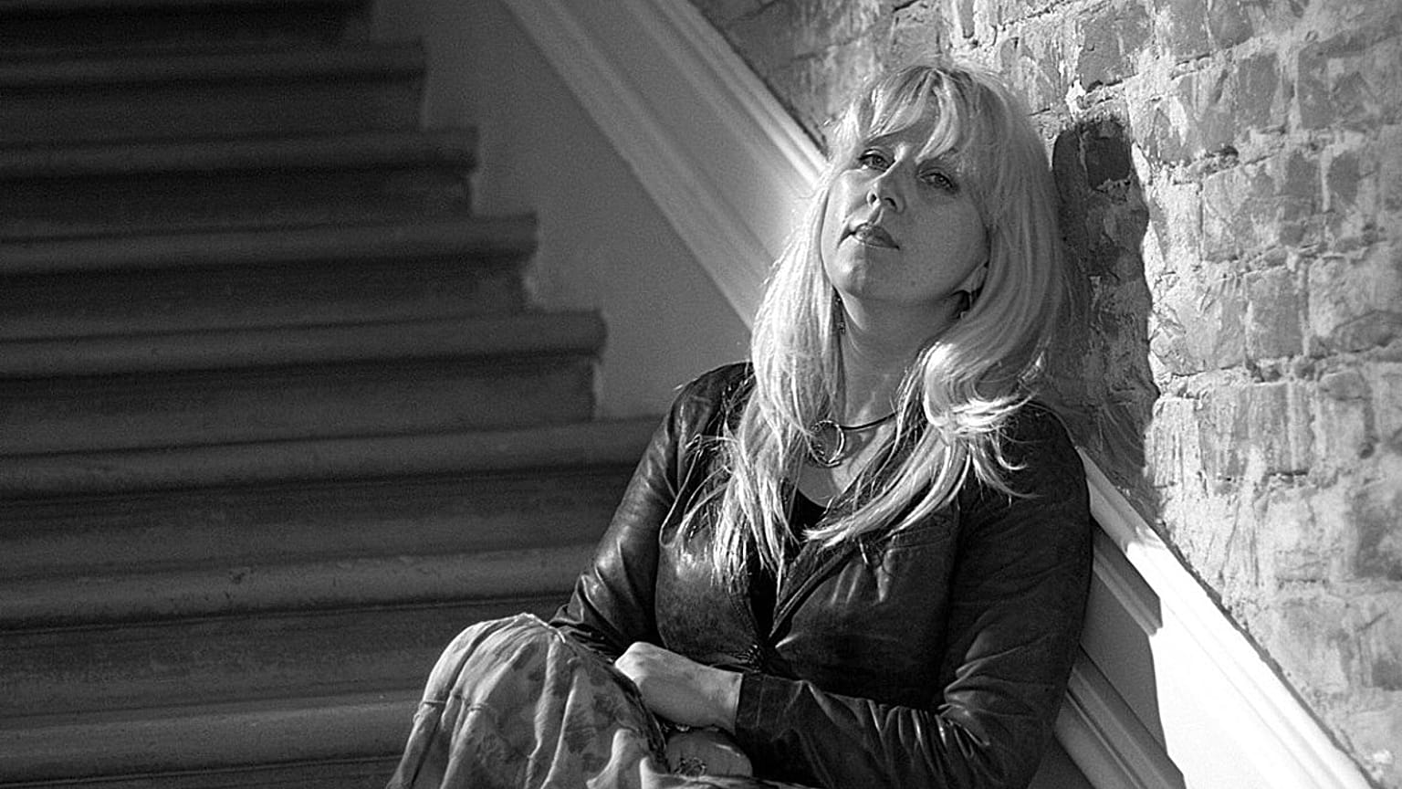 Rus gazeteci Irina Slavina, kendini ateşe verdi ve hayatını kaybetti.