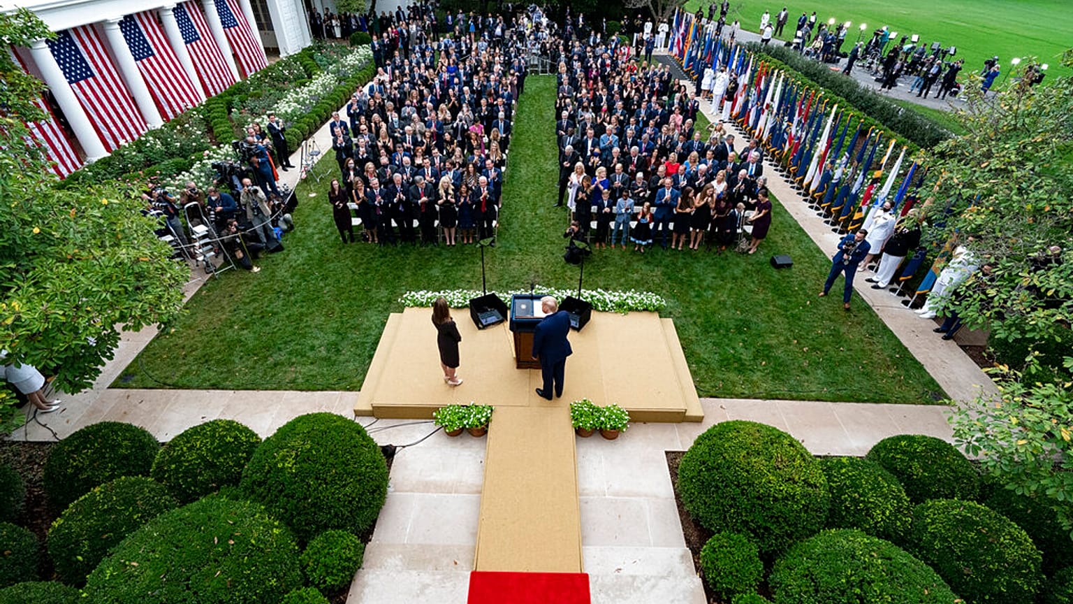 Nominierung von Amy Coney Barrett im Rosengarten