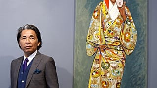 Koronavírus-fertőzés következtében 81 évesen meghalt Kenzo Takada japán származású divettervező